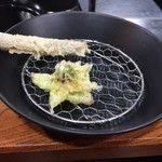 そば くら富 - 牛蒡 蕗の薹