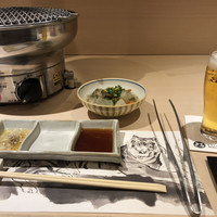 牛刺しと焼肉 仔虎 クリスロード店 - 