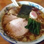 かまや食堂 - 「中華そば＋煮付け玉子入り」