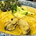 ラーメン燈郎 - 牡蠣の塩ラーメン 930円