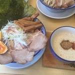 五代目晴レル屋  - 家系とんこつ濃厚つけ麺 豪華盛り