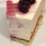 珈琲店トップ - レアチーズケーキの断面