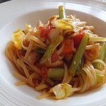 La Bonta - メカジキのラグーと数種豆のアラビアータ