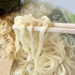 浜っ子 - 細めの麺が、塩スープとよく合ってます(*'-')b OK!