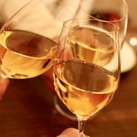 ファイ - 白ワインで乾杯〜♪