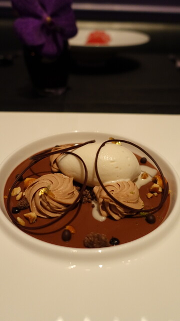 ラ ターブル ドゥ ジョエル・ロブション (LA TABLE de Joel Robuchon