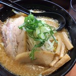 肉麺 金の豚 - 