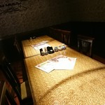 Bizen Imahachiemon - テーブル個室を案内されましたが、
      カウンター席やらお座敷やら色々あり！