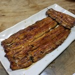 かぶと - 天然と養殖の蒲焼