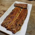 かぶと - 天然と養殖の蒲焼