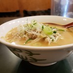 珍來 - 半味噌ラーメン！