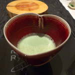 レストランRyu - 同行者には、赤いハートの椀で供された。やはり私には、ハートは似合わないらしい（笑）