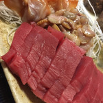 魚春商店 - 本鮪の赤身と赤貝