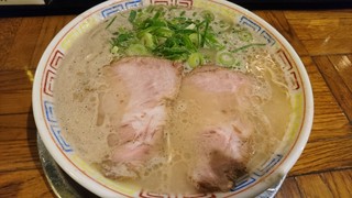 秀ちゃんラーメン - ラーメン700円