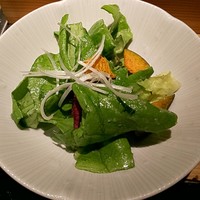 肉亭ふたご iki 新宿店 - 肉亭サラダ