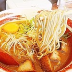 徳島ラーメン 麺王 - 中細ストレート麺はカタメでジャスト