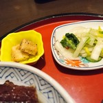 炭焼うな富士 - うな粕とお新香