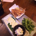 Sanzoku - ゴボチ＋チーズクラッカー＋枝豆