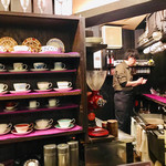 茜屋珈琲店 - 
店内