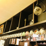 茜屋珈琲店 - 店内