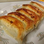 中華料理 鳳凰 - 「ギョーザ」(¥450-税込)
