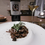 イル・チェントリーノ - 栗粉のピカッジェ、白ボトル