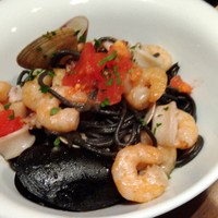 RISTORANTE Orobianco - イカ墨パスタ