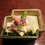 りょうりや 御旅屋 - 造り  天然鯛  はがつお  にしん