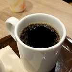 カフェ・ベローチェ - ブレンドコーヒー200円