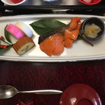 白金温泉郷 森の旅亭 びえい - 紅鮭･紅白かまぼこ･伊達巻♬︎ 手作りっぽ〜い♡