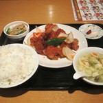 珍萬楼 - 料理写真:酢豚定食