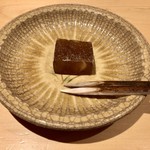 銀座 しのはら - 黒糖と百合根の葛焼き