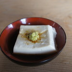 先付・ごま豆腐