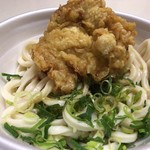 楽釜製麺所 新宿西口直売店 - テイクアウト
                                かしわぶっかけうどん 並 ¥500