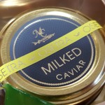 馳走 啐啄一十  - (09)フレッシュキャビア(ラトビア産)
      MOTTRA CAVIAR社のオセトラ。
      冷解凍・低温殺菌無しの完全フレッシュキャビアで、塩分濃度2.5％～3.5％の「malossol」マロソル。