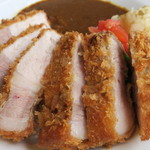 ブラウンオニオンカレーファクトリー - ・「ロースカツカレー(\1380)」のアップ。