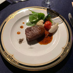 THE VILLA HAMANAKO - クリスマスディナーの肉料理