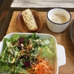 Electric Beans Cafe 豆電球 - 