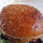 ベーカーバウンス - サクサクのサンワローラン製バンズ