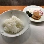 ねぎま - 土鍋ご飯 香の物（沢庵の炒め煮 レディーサラダと蓮根の甘酢漬け）