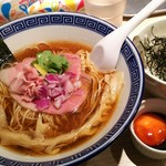 中華そば 竹むら - 国産あご煮干しそば(限定30食) 800円、一夜漬けTKG 200円