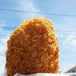 コロッケ80円外税　その場でいただきましたｗ　ｳﾏｰ（＾ω＾）