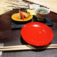 観山 - 朱盃でまず一献、先付け