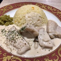 ゴドノフ東京 丸ビル店 - クリームチキンの煮込みストロガノフ ランチ：クリームチキンの煮込みストロガノフ 酢キャベツのスープ コーヒー2
