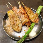 四文屋 - 三が日の厳選された焼きものたち(19-01)