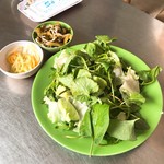 quan com so7 - 付け合わせの香草