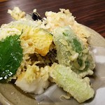 志な乃 - 薄い衣が美味しい