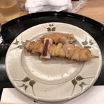 鳥つね自然洞 - 手羽先＋皮焼き