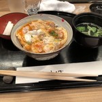 鳥つね自然洞 - 親子丼(小)
