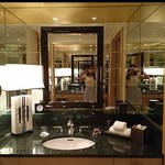 タワーズ - 洗面台は2つありました。